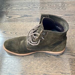 Nisolo Andrew All Weather Boot - Dark Olive